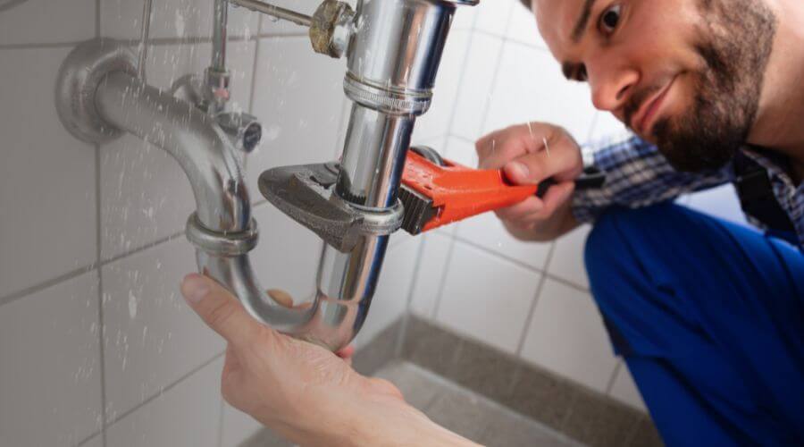 Professional emergency plumbing in Whiting, KS